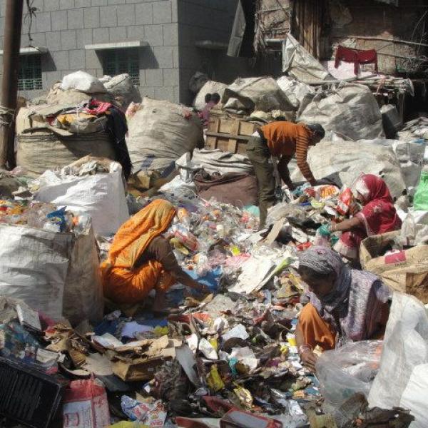 161 rolando politi kabadi  rag pickers  new delhi 2---