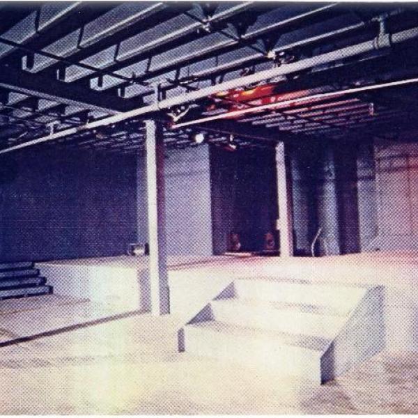 25 chelsea loft stage